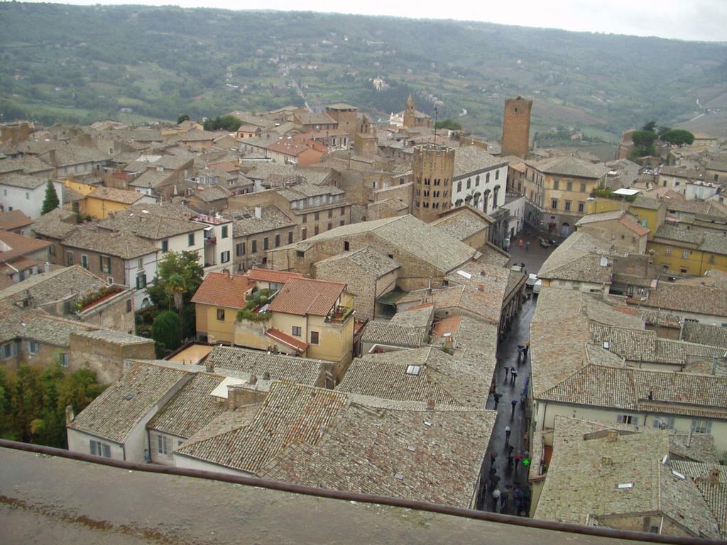 Hotel Valentino Centro Storico Orvieto Exteriör bild